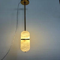 Suspension LED Minimaliste Bicolore en Laiton et Albâtre, Économe en Énergie, Finition Or Poli, Cylindres en Marbre Givré, 2700K Lumière Chaude Douce