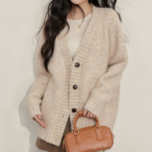<span class=keywords><strong>Cardigan</strong></span> Oversize in Maglia Morbida <span class=keywords><strong>Beige</strong></span> da <span class=keywords><strong>Donna</strong></span> - Top Casual e Confortevole per Tutti i Giorni - Product Image 3