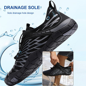 Chaussettes aquatiques antidérapantes pour hommes et femmes Chaussures d'eau à séchage rapide pour la plage, la piscine, le lac, la randonnée, le kayak et le surf-pour adultes - Product Image 2