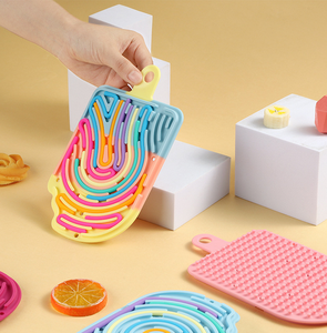 Dupla face Playable Brinquedo Infantil Silicone Placa de Atividade Sensorial Calma Down Fidget Toy Brinquedo Educacional Do Bebê - Product Image 3