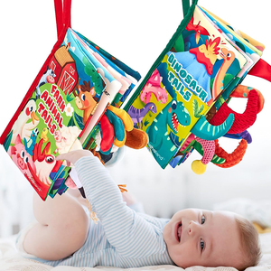 Poupée en peluche personnalisée Domi Factory, conforme aux normes de sécurité, avec livre en tissu éducatif, jouets interactifs d'apprentissage précoce pour bébés - Product Image 1