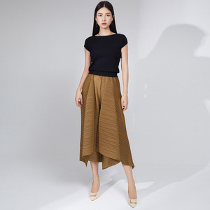 Nouvelles culottes plissées Miyake pour femmes, style décontracté, coupe irrégulière, taille haute, palazzo plissé - Product Image 4