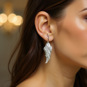 Orecchini pendenti con ali in oro bianco per donna, gioielli alla moda romantici in lega placcata argento con strass di cristallo - Product Image 2