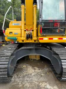 Low Working Hour Used Komatsu PC160 Crawler Excavator, Durable Digger for Dam and Water <b>Conservancy</b> Works - Product Image 6