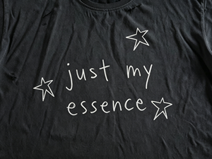 Camiseta Personalizada Vintage Lavada en Negro, con Efecto Desgastado, Impresión DTG, Logotipo, Talla Grande, Informal, de Algodón, Corte Regular - Product Image 3