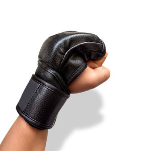 Gants de MMA professionnels de haute qualité pour hommes avec gants d'entraînement de boxe en cuir véritable de qualité supérieure personnalisés - Product Image 5