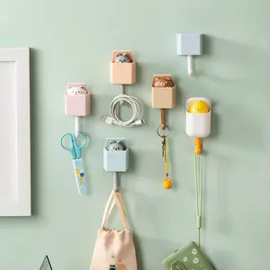 Yeni basit yaratıcı sincap kanca viskon kanca ücretsiz yumruk mutfak banyo ev karikatür sevimli dekoratif anahtar kancası