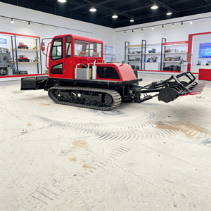 Compacteur de neige sur chenilles Ruibote à moteur diesel, machine de pavage robuste pour l'entretien des routes enneigées des stations de ski en hiver - Product Image 3