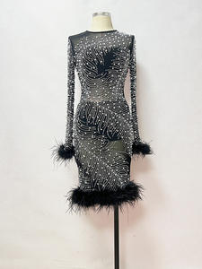 Haute qualité nouvelle femme élégante robe industrie lourde strass chaud Sexy Perspective à manches longues plume robe robe Midi - Product Image 6