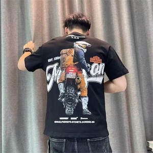 American Graffiti Spray Painted Shoulder Pad T-shirt para hombres, Summer Cool y High-end Men's Model Camisa de <span class=keywords><strong>manga</strong></span> <span class=keywords><strong>corta</strong></span> - Product Image 3