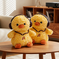 Ce adorable canard en peluche jaune avec écouteurs est ultra doux, parfait pour câliner, offrir en cadeau et illuminer votre espace.