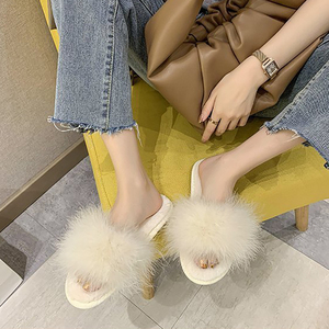Custom Spring Soft Comfy Women New Popular Open Toe Fluffy Furry White Fur <strong>Slippers</strong> <strong>with</strong> <strong>Feather</strong> - Product Image 2