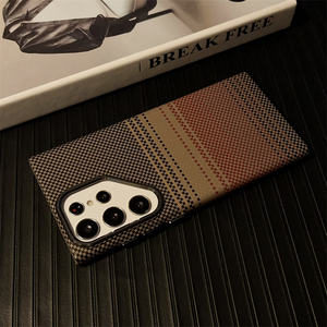 Pour <span class=keywords><strong>Samsung</strong></span> S25 5g S24 S23 <span class=keywords><strong>S22</strong></span> Plus Ultra Mince Texture En Fiber De Carbone Magnétique Sans Fil Charge Peau Sensation Dur Téléphone étui - Product Image 3