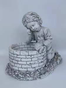 Personalizzato Littel Boy with Well Resin Garden Boy Sculpture Fairy Garden Decoration Ornaments