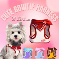 Harnais pour chien vert vif avec nœud papillon, anti-traction, réfléchissant, personnalisé, en maille respirante, avec laisse réglable pour usage quotidien