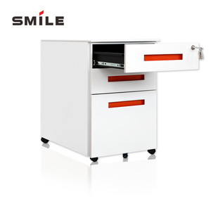 CHNSMILE Three-<b>Drawer</b> <b>Lockable</b> Steel Tool Chest: Robust Construction for Secure Tool Storage and Mobility on Job Sites - Product Image 1