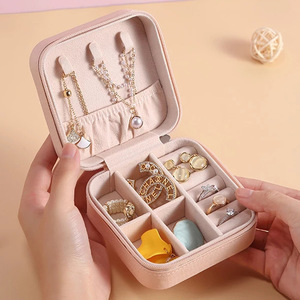Leather Zipper Jewelry <b>Box</b> 10x10x5cm Portable Compact <b>Storage</b> Case For Travel And Desktop Use - Product Image 2
