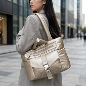 Bolso Tote Acolchado Personalizado para Mujer, Impermeable, Ligero, Suave, con Relleno de Algodón, Forro de Poliéster Resistente - Product Image 2