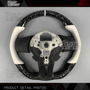 Volant en fibre de carbone forgé sur mesure pour <span class=keywords><strong>Ford</strong></span> <span class=keywords><strong>Mustang</strong></span> S197 2005-2014 GT Premium Coupé <span class=keywords><strong>Cabriolet</strong></span> 500KR Shelby Super Snake - Product Image 5