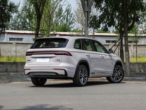 Geely Xingyue L 1.5T Thor Hi F Híbrido 2022 de Alta Gama, Diseño Moderno, Asientos de Lujo, SUV - Product Image 4