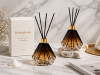 Bouteilles en verre vides pour diffuseurs à bâtonnets, de luxe, uniques, colorées, transparentes, avec bouchon couronne et bâtonnets, disponibles en 100ml/150ml/200ml/500ml