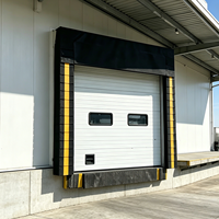 Boudoir de protection industriel en mousse pour quai de chargement de camions, idéal pour la protection des installations logistiques de la chaîne du froid en entrepôt