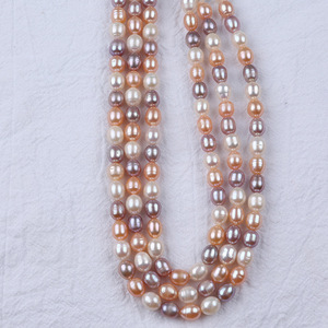 Perlas de Agua Dulce en Forma de Arroz Morado en Polvo Blanco de 7-8 mm de Zhuji, Hebras de Perlas Dispersas para Hacer Collares - Product Image 3