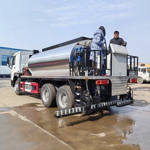Camión Distribuidor de Asfalto Sinotruk HOWO, Vehículo Pulverizador de Asfalto y Betún Calentado, Tanque Cisterna 6X4 - Product Image 3