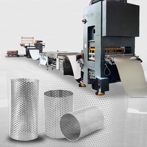 Ligne <span class=keywords><strong>de</strong></span> poinçonnage automatique pour bobines métalliques, <span class=keywords><strong>machine</strong></span> <span class=keywords><strong>de</strong></span> fabrication <span class=keywords><strong>de</strong></span> tôles perforées décoratives avec service après-vente - Product Image 1