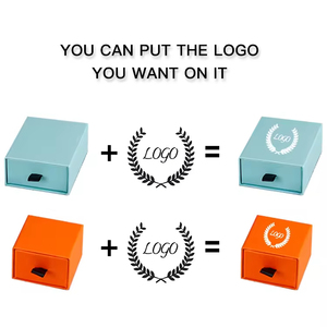 Caja de Joyería Cuadrada de Papel Kraft con Diseño Único para Collares y Pulseras, Elegante Estuche de Regalo - Product Image 6
