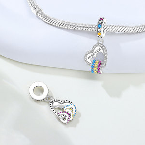 Breloques pendantes Cœur ouvert gravées à vie, multicolores, pavées de zircone cubique arc-en-ciel, en alliage de cuivre plaqué argent, style serpent européen, vente en gros - Product Image 2
