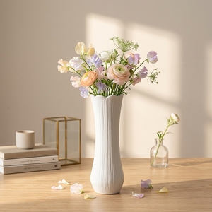 <span class=keywords><strong>Vase</strong></span> en céramique blanc mat nordique sur mesure, bord lisse en forme de lys, <span class=keywords><strong>vase</strong></span> <span class=keywords><strong>à</strong></span> fleurs en <span class=keywords><strong>porcelaine</strong></span> <span class=keywords><strong>à</strong></span> bord plissé, décoration d'intérieur - Product Image 3
