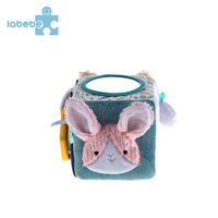 Boîtes de cube d'activité d'intelligence douce Jouet de cube d'activité en peluche pour enfants de qualité supérieure