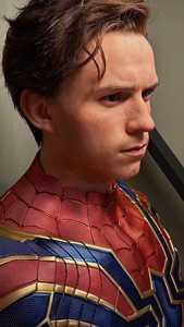Busto Realistico di Tom Holland Spider-Man con Trapianto di Capelli, Statua in Resina a Mezzo Busto con Tuta Iron Spider, Collezione Personaggi <span class=keywords><strong>Marvel</strong></span> - Product Image 6