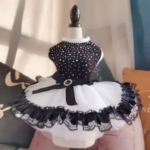 Venta al por mayor al aire libre elegante arco multicolor cachorro vestido de moda brillante mascota princesa vestido