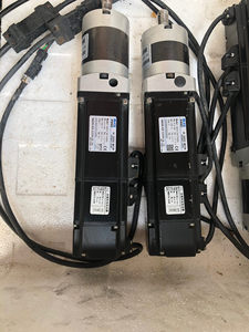 <span class=keywords><strong>60ST</strong></span>-M01330-Z Serie <span class=keywords><strong>60ST</strong></span> con Servomotor de Freno PLC - Product Image 3