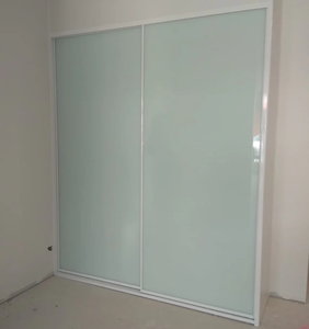 フラットパック式 モダンで安価なヒンジ付きミラー扉ワードローブ リビングルーム用自立型ワードローブ カスタムカラー エコフレンドリー - Product Image 4