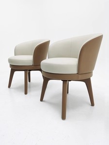 Set per Camera d'Albergo in Stile Italiano, Sedia Girevole di Lusso, Sedia <span class=keywords><strong>da</strong></span> Pranzo dal Design Nordico Semplice, Sgabello con Braccioli per Trucco, Sedia <span class=keywords><strong>da</strong></span> Pranzo in Legno - Product Image 4