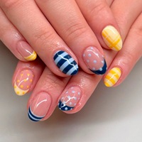 Ongles à presser effet œil de chat, forme stiletto, qualité salon, tendance Instagram, faible MOQ, vente en gros, logo personnalisé
