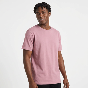 Camiseta de Algodón Rosa Sólida de Manga Corta con Cuello Redondo y Corte Regular para Hombre, Diseño Liso de Punto Jersey Casual - Product Image 1