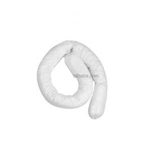 Calcetín absorbente de aceite y combustible, paquete de 12 serpientes blancas de 3 "X 48", absorbe derrames - Product Image 1