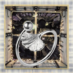 Anillo Abierto Ajustable de Plata de Ley con Corte Princesa y Diseño de Pluma, Joyería Fina Original para Mujer, Invisible y Elegante para Bodas - Product Image 6