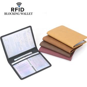 Venta al por mayor de fábrica: Tarjetero RFID vintage europeo para licencia de conducir y tarjeta de registro de <span class=keywords><strong>coche</strong></span>, paquete de tarjetas de visita, material de microfibra - Product Image 1
