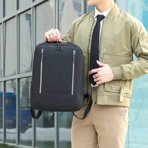 Mochila 3 en 1 de poliéster Oxford impermeable con cierre de cremallera, logotipo personalizado, puerto USB y antirrobo, venta al por mayor directa de fábrica - Product Image 5