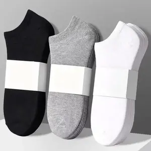Klasik siyah beyaz gri toptan düz renk pamuk çorap erkek spor çorapları yaz tekne çorap