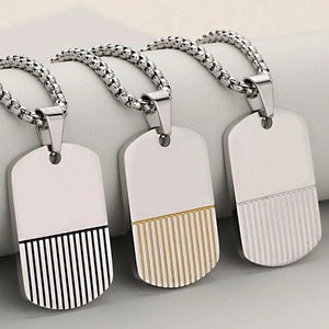 Collier minimaliste à plaques rainurées et rayées pour homme, pendentif géométrique en acier inoxydable avec chaîne maille forçat, bijoux tendance streetwear décontractés - Product Image 2