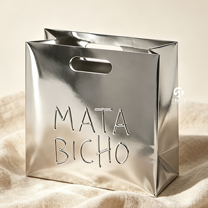 Sacs shopping en carton argenté de luxe personnalisés, logo embossé UV, poignée latérale, emballage pour vêtements, sweats à capuche, chaussures, sous-vêtements - Product Image 6