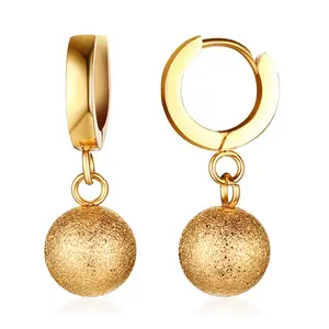 ORDRM极简主义低过敏性黄金圣诞拥抱精致悬挂10毫米球珠魅力吊环耳环女性