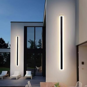 Lampe LED linéaire extérieure longue et moderne noire pour porche, éclairage mural de jardin - Product Image 3