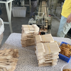 Máy làm thìa và dĩa gỗ bán chạy, máy làm dĩa tre - Product Image 2